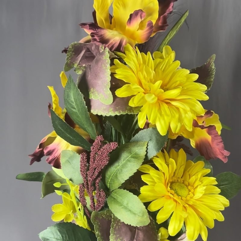 Red Wine & Yellow